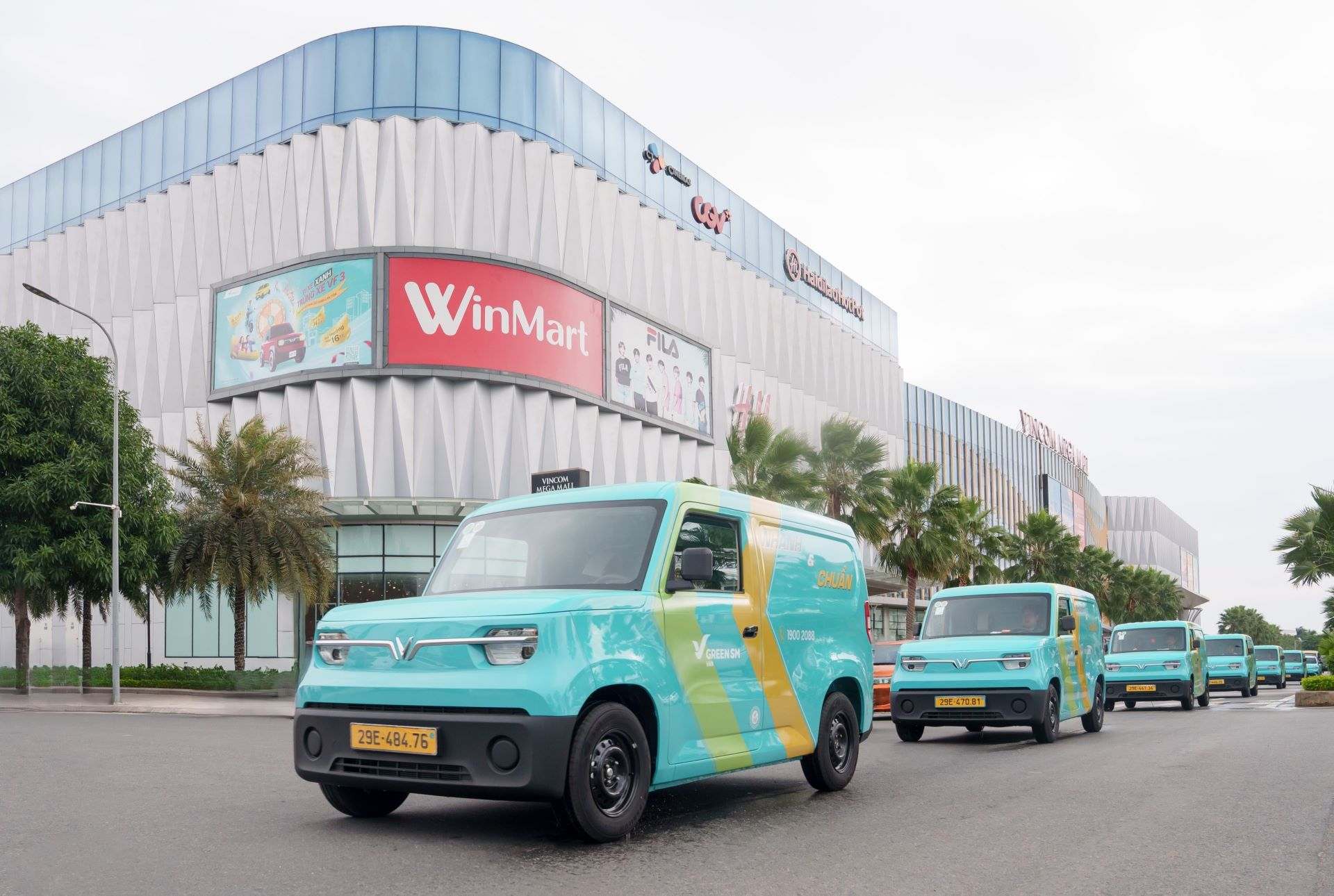 Xanh SM ra mắt dịch vụ vận chuyển hàng nội đô bằng xe tải điện
